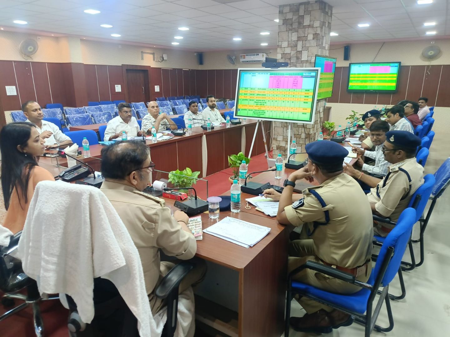 बड़वानी जिले में पिछले वर्ष सेअधिक सड़कदुर्घटनाओं में मौत को जिलासड़क सुरक्षासमिति नेलिया गंभीरतासे हटाएंगे अतिक्रमण