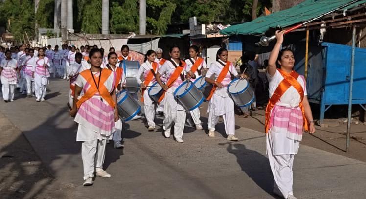 मातृत्व,नेतृत्व,कर्तव्य के भाव के साथराष्ट्र सेविकासमिति धारविभाग द्वाराप्रारंभिकवर्ग मनावर में प्रारंभ 
