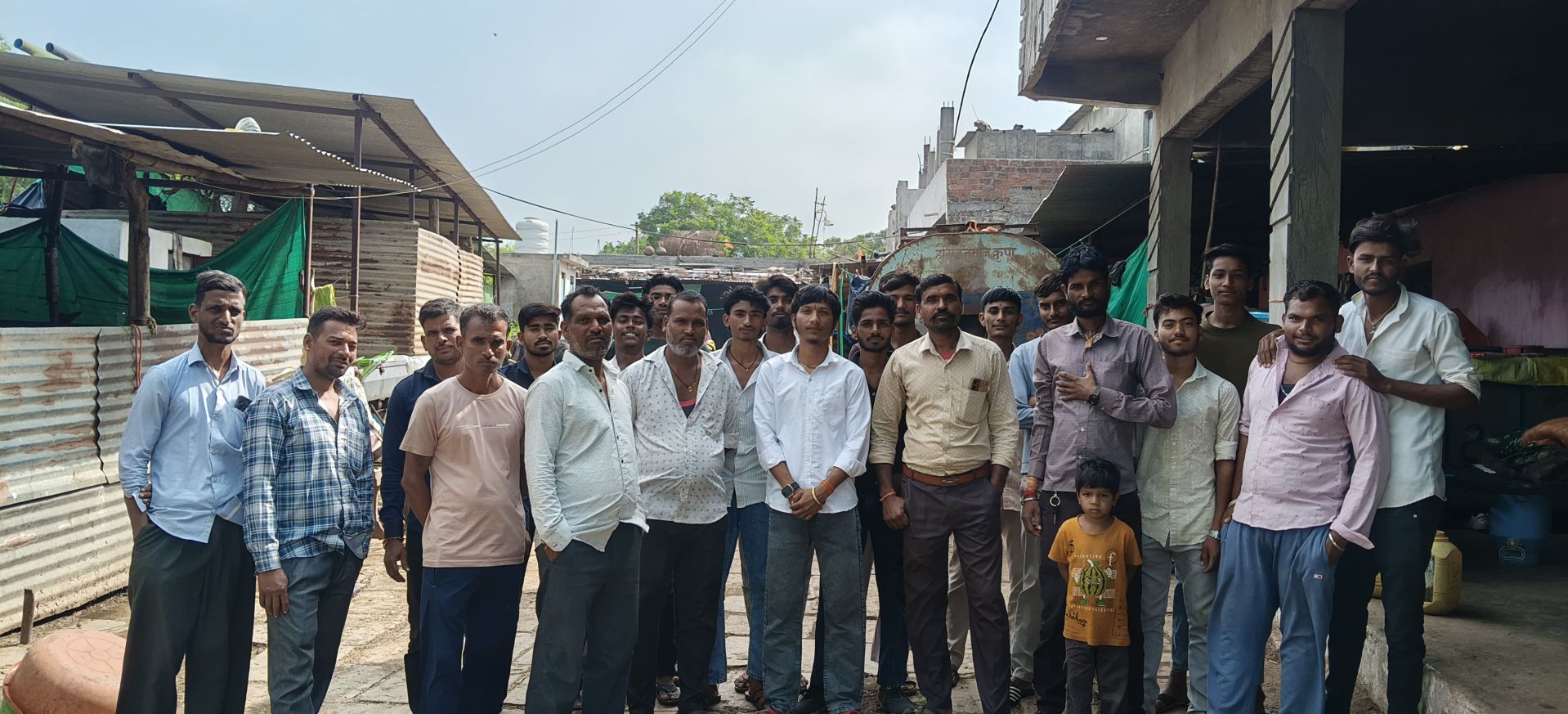सुबह-शाम आरती के वक्त बिजली बंद होने से भक्तजन परेशान, समाधान नहीं हुआ तो उग्र आंदोलन की चेतावनी