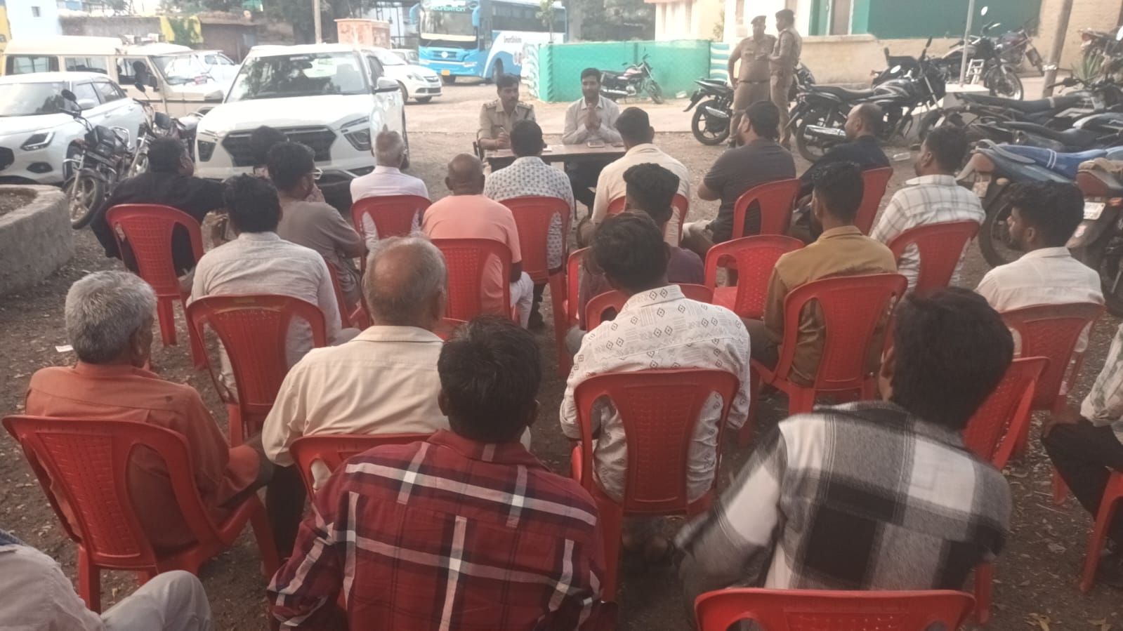 नवरात्रि-दशहरा को लेकर प्रशासन अलर्ट, शांति समिति की बैठक में सुरक्षा को लेकर  पूरी तैयारी 