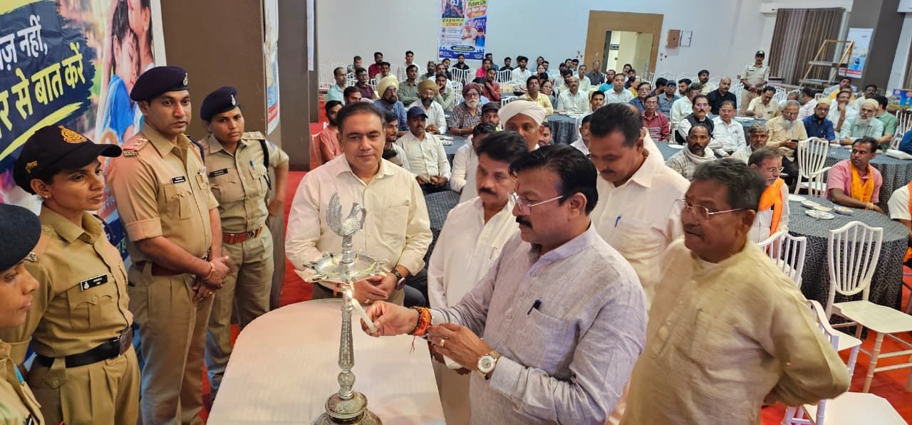 डीजे का शोर नहीं, सद्भाव की गूंज!  बड़वानी पुलिस की पहल पर सर्व समाज एकजुट—ध्वनि प्रदूषण मुक्त त्योहार मनाने का  निर्णय 