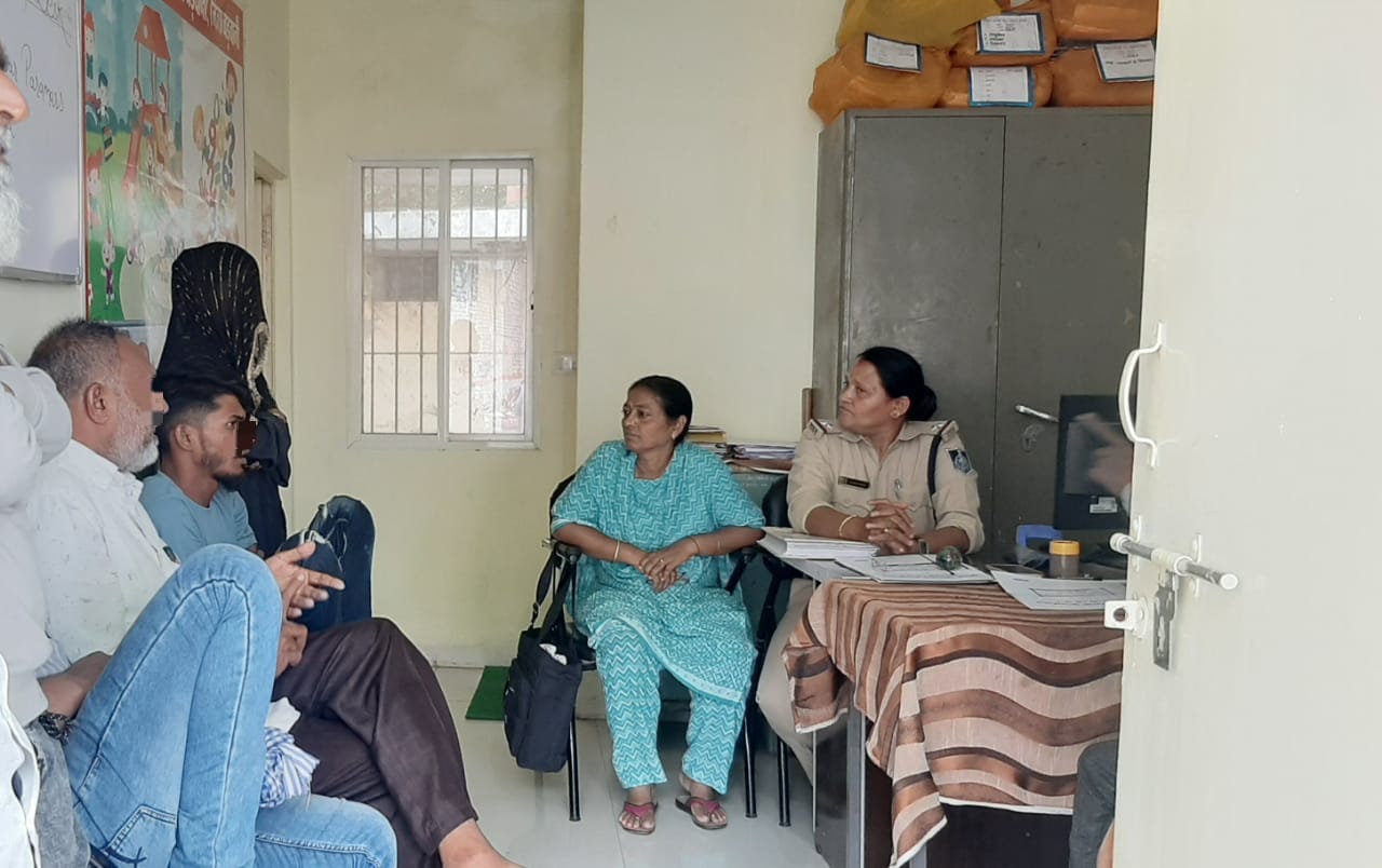 बड़वानी ऊर्जा महिला डेस्क की पहल से माह जून में 9  दम्पति को  मिलवाया