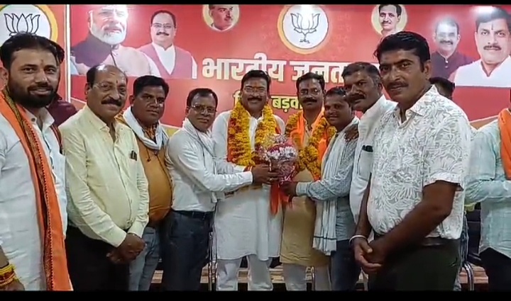 चुनाव जितने के बाद खरगौन-बड़वानी लोकसभा के नवनिर्वाचित सांसद गजेंद्र सिंह पटेल ने मतदातओं का आभार माना