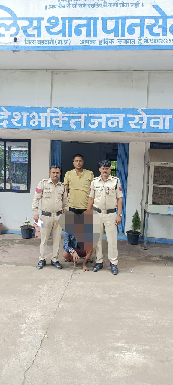 थाना पानसेमल पुलिस द्वारा मोबाईल चोरी करने वाले आरोपी को 24 घण्टे में गिरफ्तार कर भेजा जेल आरोपी से मोबाइल किया जप्त