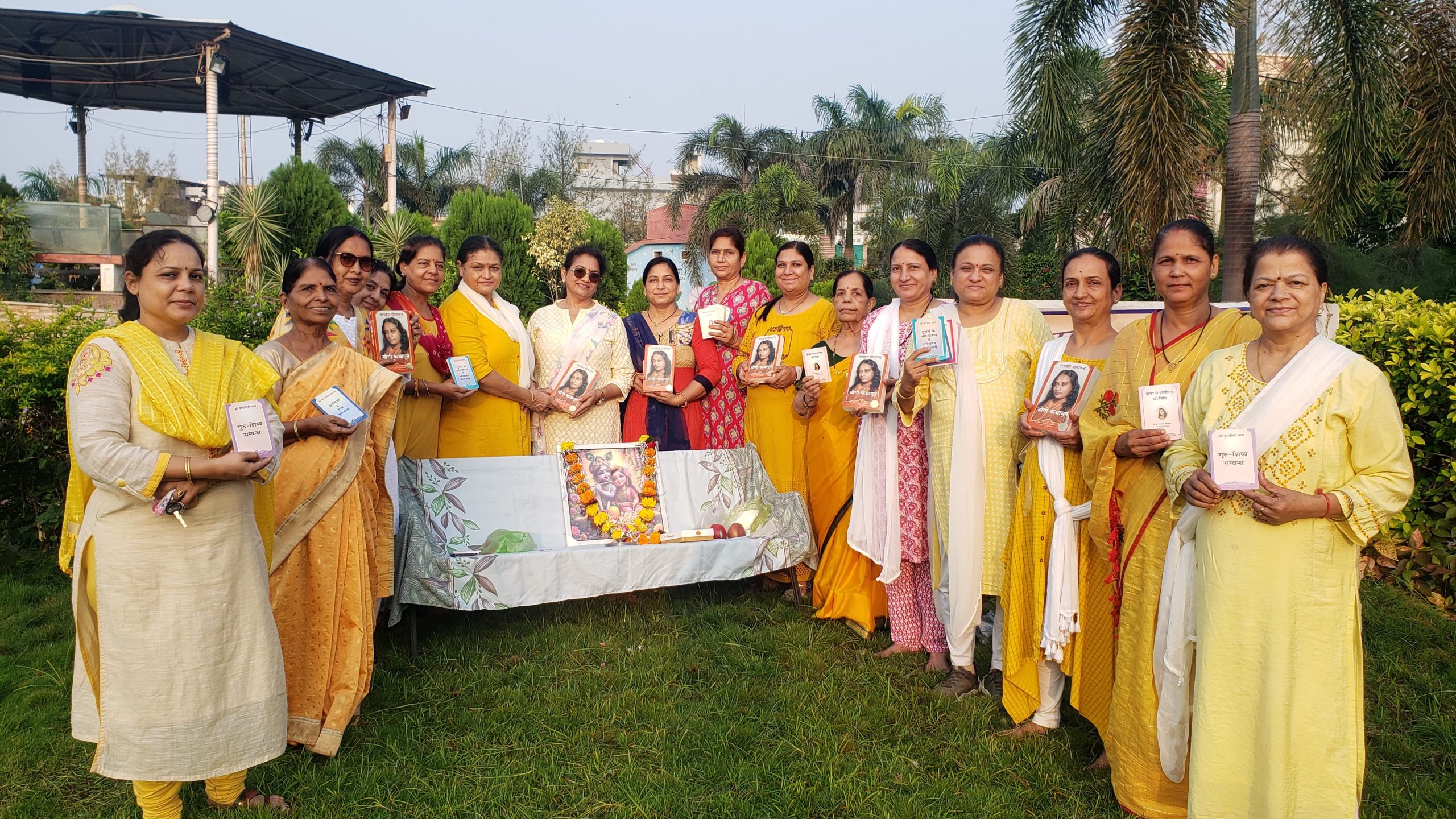 सनावद शारीरिक स्वास्थ्य और मन की प्रफुल्लता के लिए नियमित योगाभ्यास जरूरी