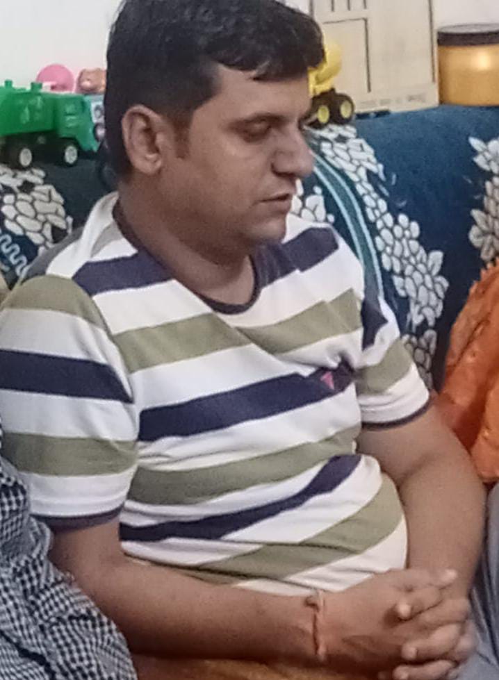 लोकायुक्त की कार्रवाई में सौजन्य जोशी बैंक ऑफ़ इंडिया प्रबंधक स्वरोजगार प्रशिक्षण बड़वानी को  10000  की राशि के साथ रंगे हाथों पकड़ा