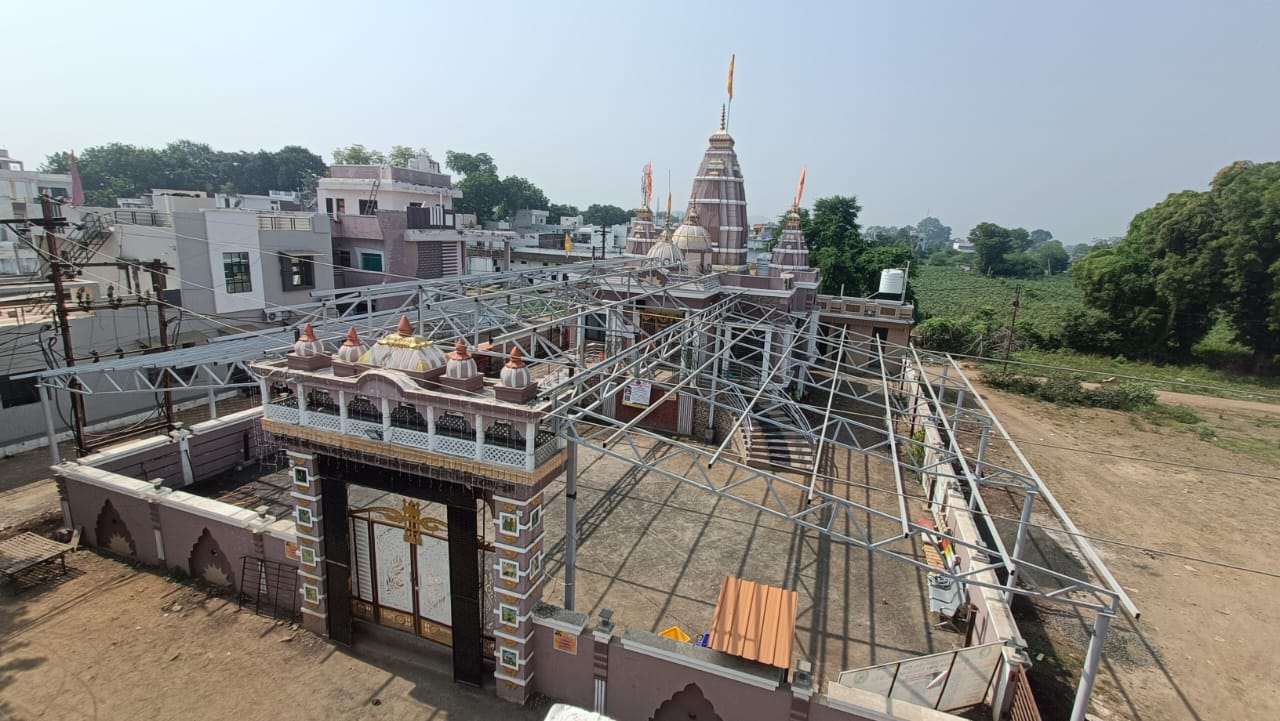 अंजड़ खाटू श्याम के जन्मउत्सव के रूप में मनाई जाएगी देवउठनी एकादशी 12 लाख रुपये  की लागत से टीनशेड एवं पेवरब्लॉक का हो रहा निर्माण कार्य