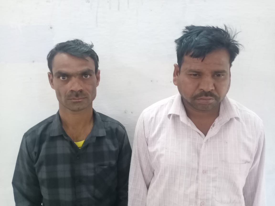 अंजड़ न्यायालय ने रेत चोरी के मामले में ट्रैक्टर चालक व मालिक को एक-एक साल का सश्रम कारावास और अर्थदंड से दण्डित किया