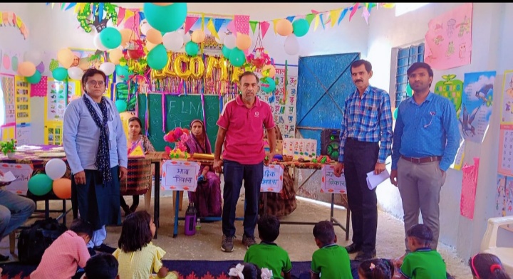 मनावर संकुल केंद्र कलवानी कि समस्त प्रा शालाओं में कक्षा 1,2 के बच्चों के लिए FLN मेले के द्वितीय चरण का आयोजन किया गया पालकों ने सराहना की