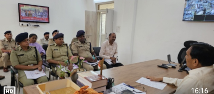 बड़वानी पुलिस अधीक्षक डाबर का अनूठा प्रयास निशुल्क कोचिंग से युवाओं को मिलेगी  सपनो की उड़ान हर युवा का सपना होगा  साकार