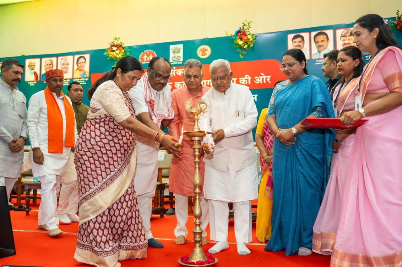 सिकलसेल रोग उन्मूलन के लिए आयोजित “संकल्प - प्रयास से आशा: एक कदम जागरूकता की ओर” कार्यक्रम में बोले राज्यपाल  मंगुभाई पटेल