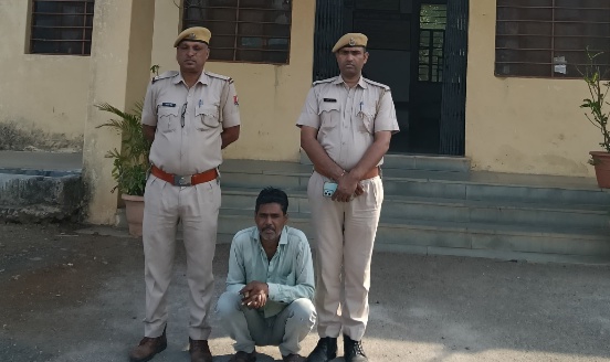 अवैध मादक पदार्थ तस्करी के परिवहन में वाहन उपलब्ध कराने वाले वांछित अभियुक्त फारुख को किया गिरफ्तार