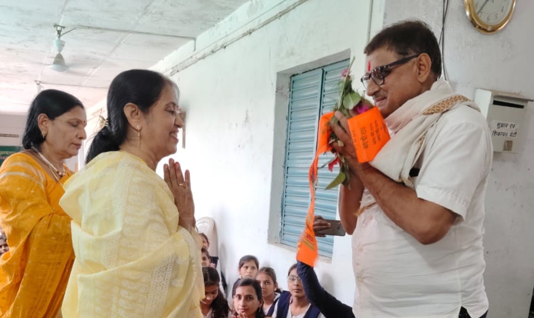 बडवानी बोरलाय 10 जुलाई 2025/गुरु पूर्णिमा के पावन अवसर पर शासकीय उच्चतर माध्यमिक विद्यालय बोरलाय में मध्य प्रदेश शासन के उच्च शिक्षा विभाग के निर्देशन में एक भव्य एवं प्रेरणादायी समारोह का आयोजन किया गया।