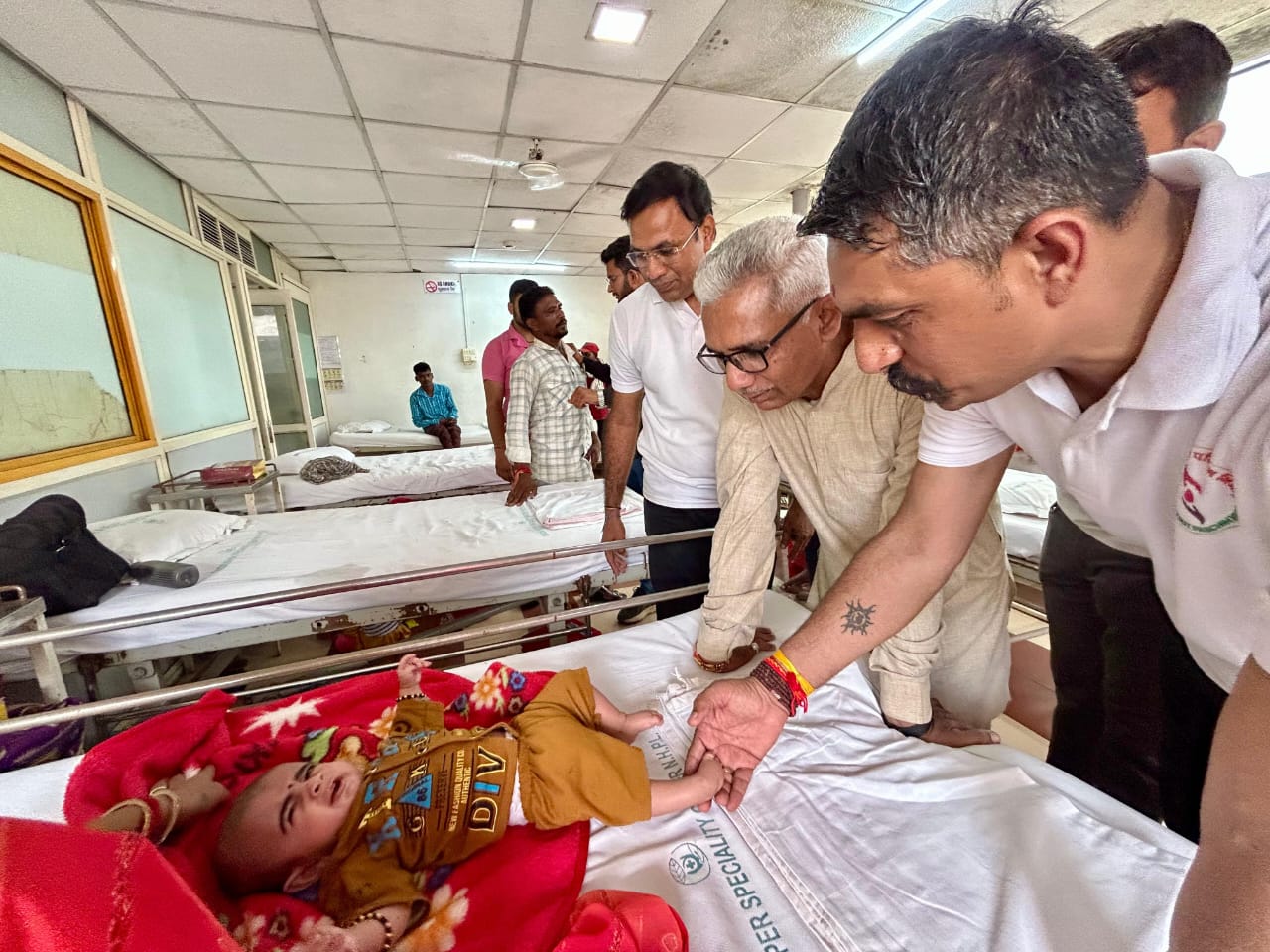 मनावर भाजपा जिलाध्यक्ष के जन्मदिवस के उपलक्ष्य में रक्त दूत टीम के साथ मानव सेवा कार्य की शुरुआत क्षेत्र में बनी मिसाल सभी और पुनीत कार्य की प्रशंसा