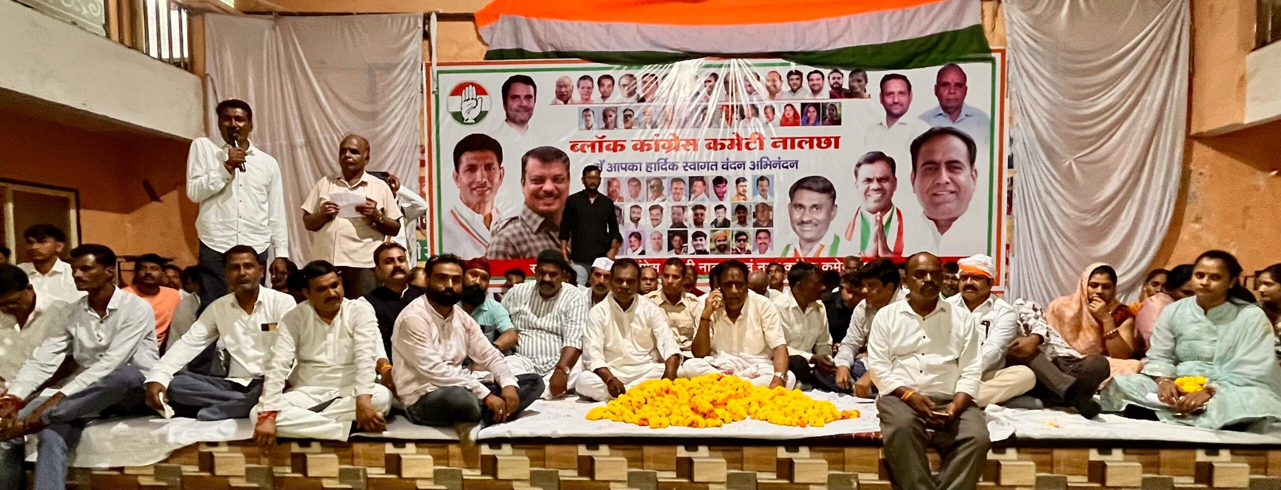 मांडू प्रदेश में युवा बेरोजगार हो रहा है किसान परेशान है खाद के लिए दर-दर भटक रहा है किसान/जिला कांग्रेस अध्यक्ष स्वतंत्र जोशी